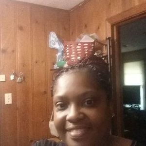 Meet your Posher, Felicia